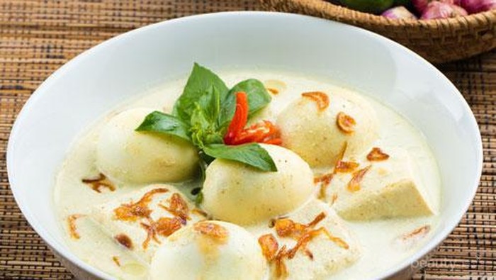 Begini Cara Memasak Opor Telur yang Nikmat dan Sedap!