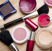 Waspada! Kandungan dalam Kosmetik Ini Bisa Memicu Kanker Payudara!