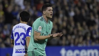 Satu Lagi Masalah Madrid: Jovic Terancam 6 Bulan Penjara