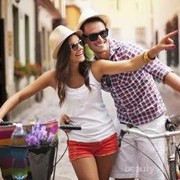 Ternyata 4 Hobi Perempuan Ini Juga Wajar Dilakukan Oleh Pria Lho!