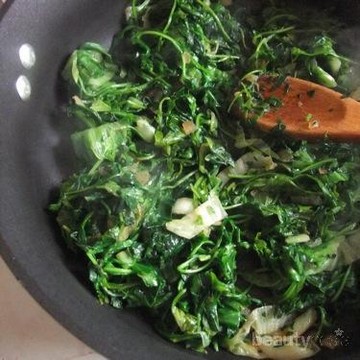 Ternyata Begini Cara Memasak Sayuran Hijau yang Benar agar Terasa Lezat