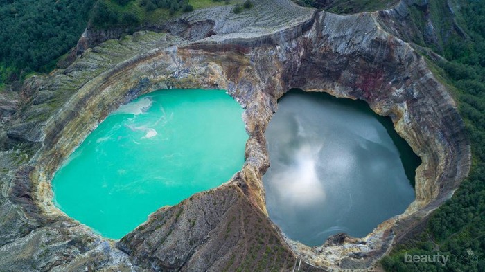 Hobi Traveling? Sudah Pernah Kunjungi 6 Gunung Terbagus di Indonesia Ini Belum?
