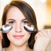 Sendok Makanmu Bisa Jadi Cara Cepat dan Mudah untuk Mempercantik Matamu, Lho!