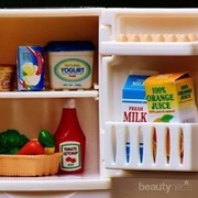 Bersihkan Kulkasmu Dari Makanan Berikut Agar Dietmu Sukses!