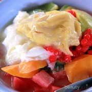 Ladies, Jangan Sampai Belum Coba Dessert Khas Indonesia yang Enak Ini Ya!