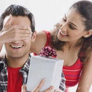 Bingung Memilih Kado untuk Si Dia? Coba Pilih Diantara 6 Hal Ini Saja!