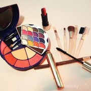 Penting! Ini Dia 5 Tips yang Perlu Diperhatikan Saat Belanja Kosmetik di Online Shop