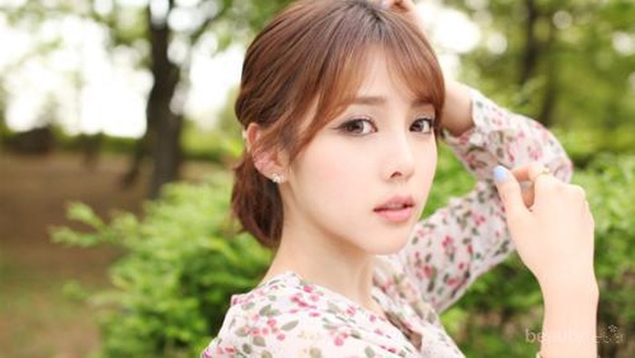 Tak Hanya Skin Care, Diet Makanan Ini Juga Bisa Membuat Kulitmu Cerah & Glowing!