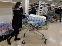 Pembatasan Belanja Dicabut, Panic Buying Malah Datang Lagi