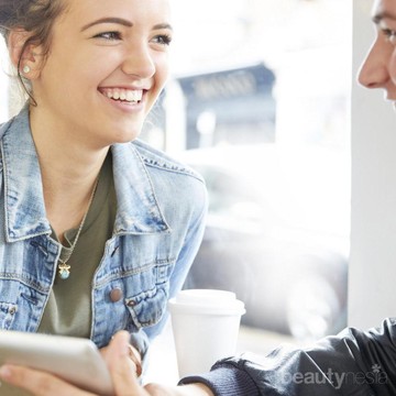 Ladies, Begini Tips Jitu Mendekati Pria Populer yang Perlu Kamu Ketahui