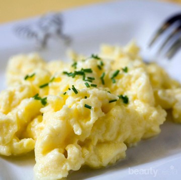 Penggemar Telur? Ini Dia Rahasia Cara Membuat Scrambled Egg yang Lembut!
