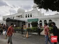 Gelar Salat Jumat, Masjid Al Azhar Ramai Didatangi Jemaah