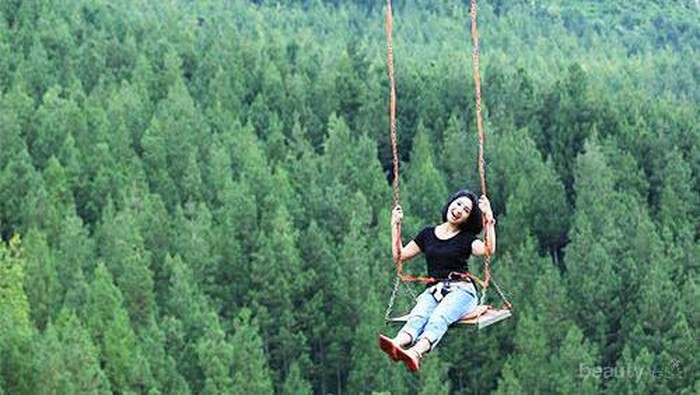 Ingin  ke Bandung? Rugi Kalau Enggak ke 10 Wisata Favorit Ini!