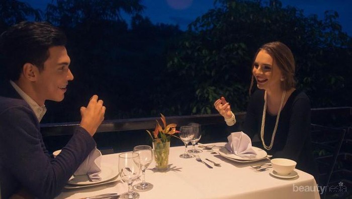 Butuh Rekomendasi Tempat Makan Romantis? Intip 4 Restoran Ini Yuk! Butuh Rekomendasi Tempat Makan Romantis? Intip 4 Restoran Ini Yuk!