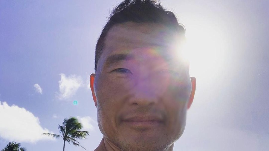 Daniel Dae Kim mengumumkan ke publik bahwa ia dinyatakan positif terjangkit virus corona.