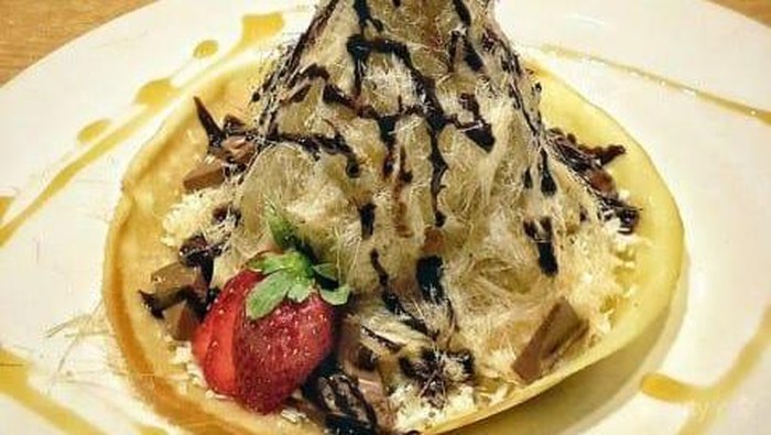 Bosan dengan Martabak yang Itu-itu Saja? Ini Martabak yang Enak dan Unik