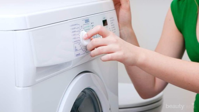 Ingin Mukena Tetap Bagus dan Awet? Ini Tips Mencuci Mukena Berdasarkan Bahannya!