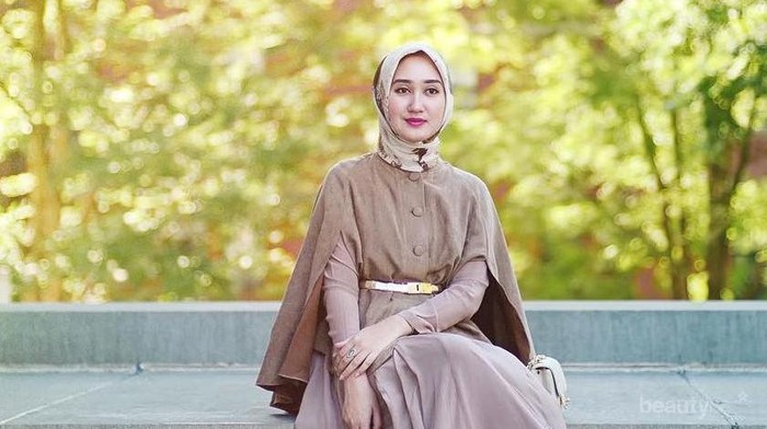 Yuk, Intip Style Hijab Ala Dian Pelangi Agar Penampilanmu Makin Kece Saat Lebaran!