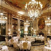 Wow, Ini 5 Restoran Termahal di Jakarta yang Harganya Bikin Geleng-geleng Kepala!