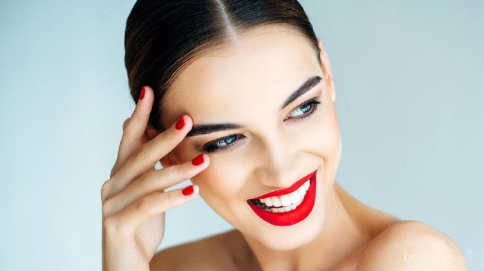 Percaya atau Tidak, Ternyata Kepribadianmu Bisa Ditebak dari Bentuk Alis Lho!