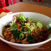 Ngaku Pecinta Mie? Sudah Mampir ke 5 Lokasi Wisata Kuliner Mie Favorit Ini Belum?