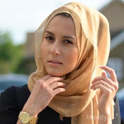 Simak 5 Inspirasi Hijab Modern ala Hijabers Luar Negeri yang Modis Ini Yuk!