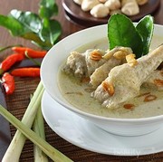 Cari Tahu Cara Mudah Bikin Resep Opor Ayam Kampung, Yuk!