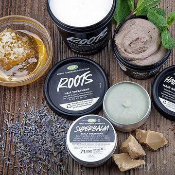 Coba Rekomendasi 4 Body Scrub yang Membuatmu Wangi Lebih Lama Ini!