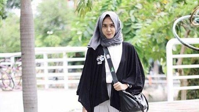 Inspirasi Padu Padan Celana Kulot untuk Hijabers