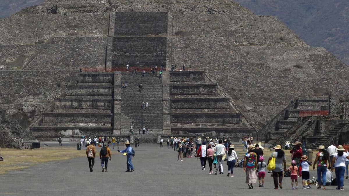 FOTO: Menyusuri Piramida Matahari dan Bulan di Teotihuacan Meksiko
