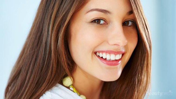 Bahan-bahan Dapur Ini Ternyata Ampuh Memutihkan Gigi Tanpa Ribet! (Part 2)