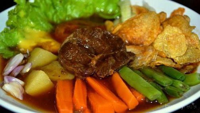 Punya Rencana Liburan ke Solo? Jangan Lupa Kunjungi Kuliner Murah nan Lezat Ini!