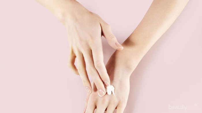 Punggung Tangan Hitam dan Kasar? Coba Hand Cream Terlaris dan Terbaik Dari Korea