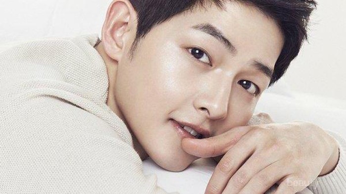 Fakta Menarik Tentang Perjalanan Cerita Cinta Song Joong Ki yang Mungkin Belum Kamu Tahu