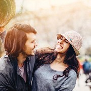 Tidak Melulu Soal Penampilan Cantik, Ternyata Inilah 7 Hal yang Justru Pria Suka dari Wanita! (Part. 2)