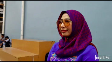 img-title Dukung Social Distancing, Ratna Dilla Harap Kondisi Baik Cepat Kembali