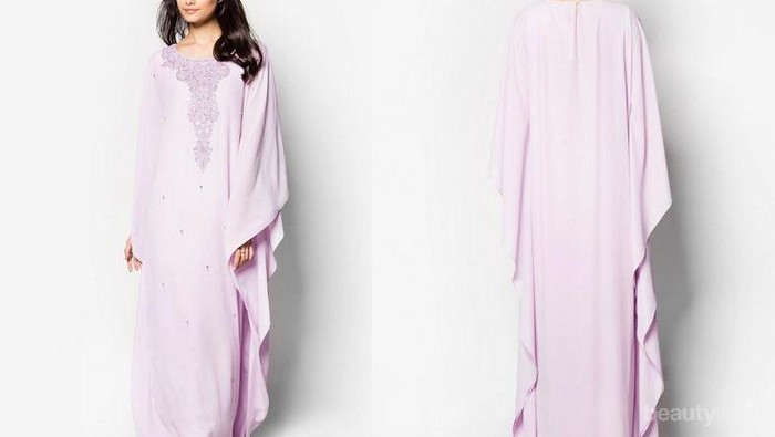 Ini Dia Tips Memakai Kaftan Sesuai Bentuk Tubuh yang Perlu Kamu Tahu!