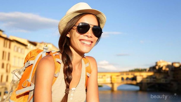 Ini Dia Hal yang Perlu Kamu Perhatikan Saat Traveling Agar Kulitmu Tidak Menjadi Rusak & Kusam