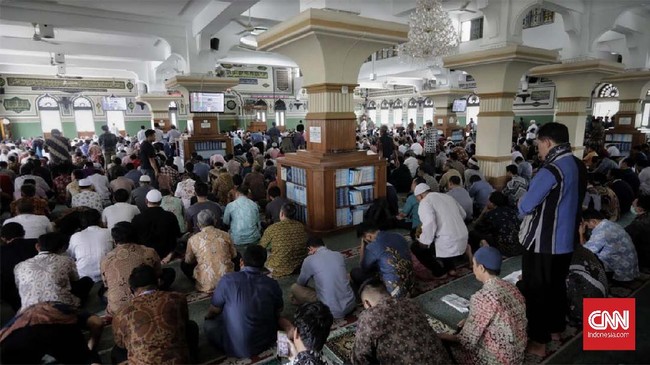 Ketua MUI Masduki Baidlowi mengatakan influencer bakal digandeng untuk mendorong pemahaman Islam wasthiyah atau moderat.