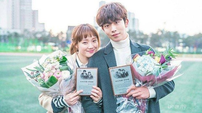 Yuk Intip Siapa Saja Artis Korea yang Terlibat Cinta Lokasi!