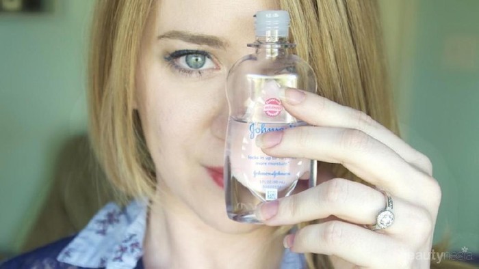 Beauty Hacks! Inilah Kegunaan Lain Baby Oil Untuk Atasi Masalah Kulitmu