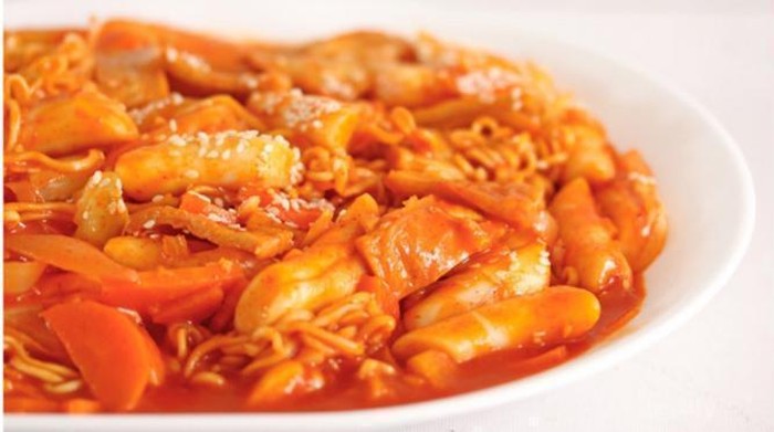 Cobain Rekomendasi 5 Mie Instan Pedas Ini, dijamin Nendang di Lidah! Cobain Rekomendasi 5 Mie Instan Pedas Ini, dijamin Nendang di Lidah!