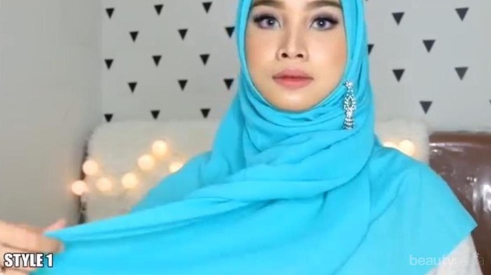Tutorial Hijab Simple dan Cepat untuk Wisuda
