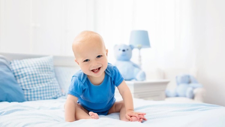 Sedang mencari nama untuk si kecil, Bun? Tidak perlu bingung, intip 15 referensi nama bayi laki-laki Islami berikut ini yuk! Maknanya juga menarik lho.