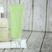 Rangkaian Skincare 1004 Madagaskar Centella untuk Menghilangkan Kemerahan dan Jerawat