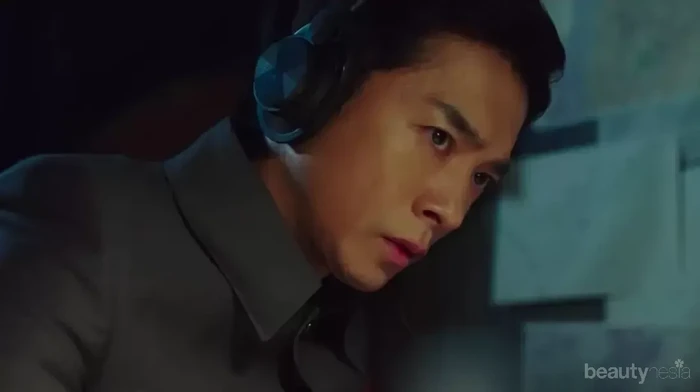 Tampan Berkharisma, Aktor Kim Young Min 'Crash Landing On You' Bak Vampir yang Menolak Tua!