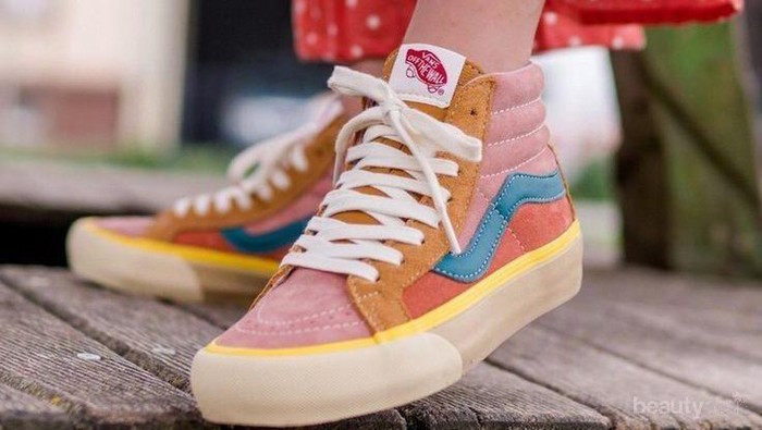 Malas Ribet Membersihkan Sepatu? Coba Atasi dengan Bahan Rumahan Ini