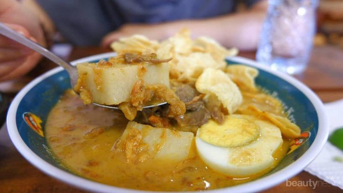 Sarapan dengan Lontong Sayur, Cek Resepnya di Sini!