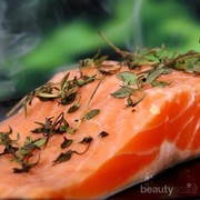 Lezat Jadi Sushi dan Sashimi, Ini 6 Tips Memilih Ikan Salmon yang Segar
