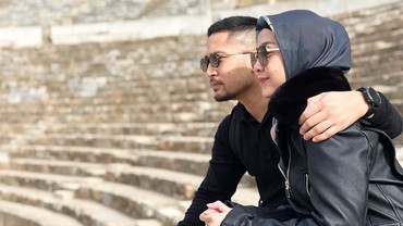 img-title Detri Warmanto Positif Corona, Bagaimana Keadaan Istri?